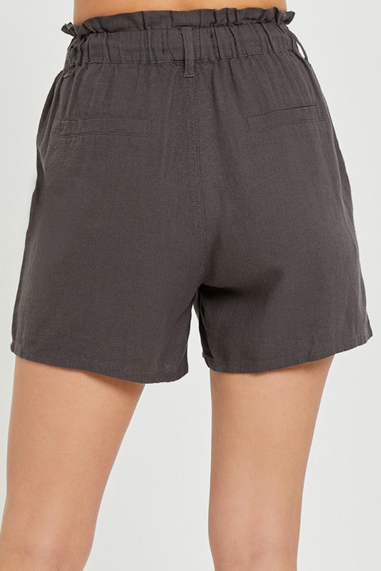 Linen shorts by Risen