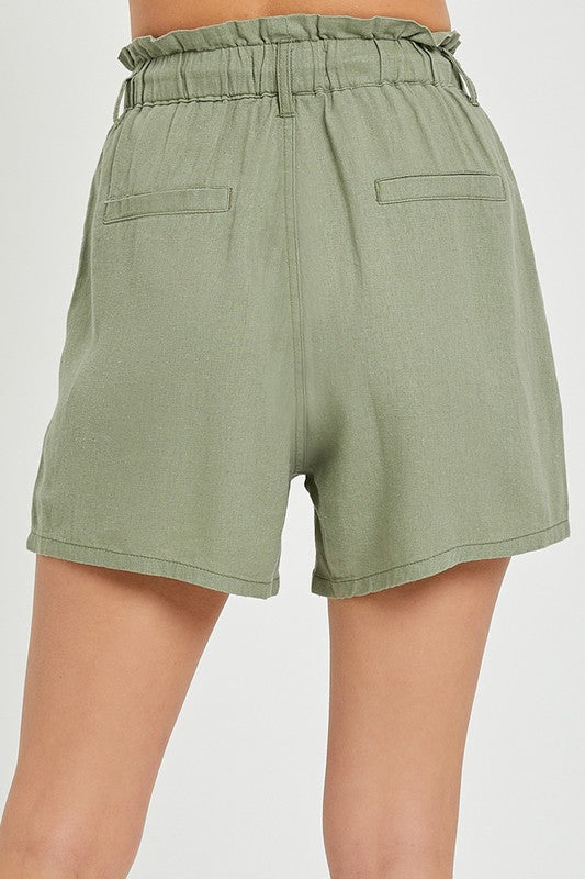 Linen shorts by Risen