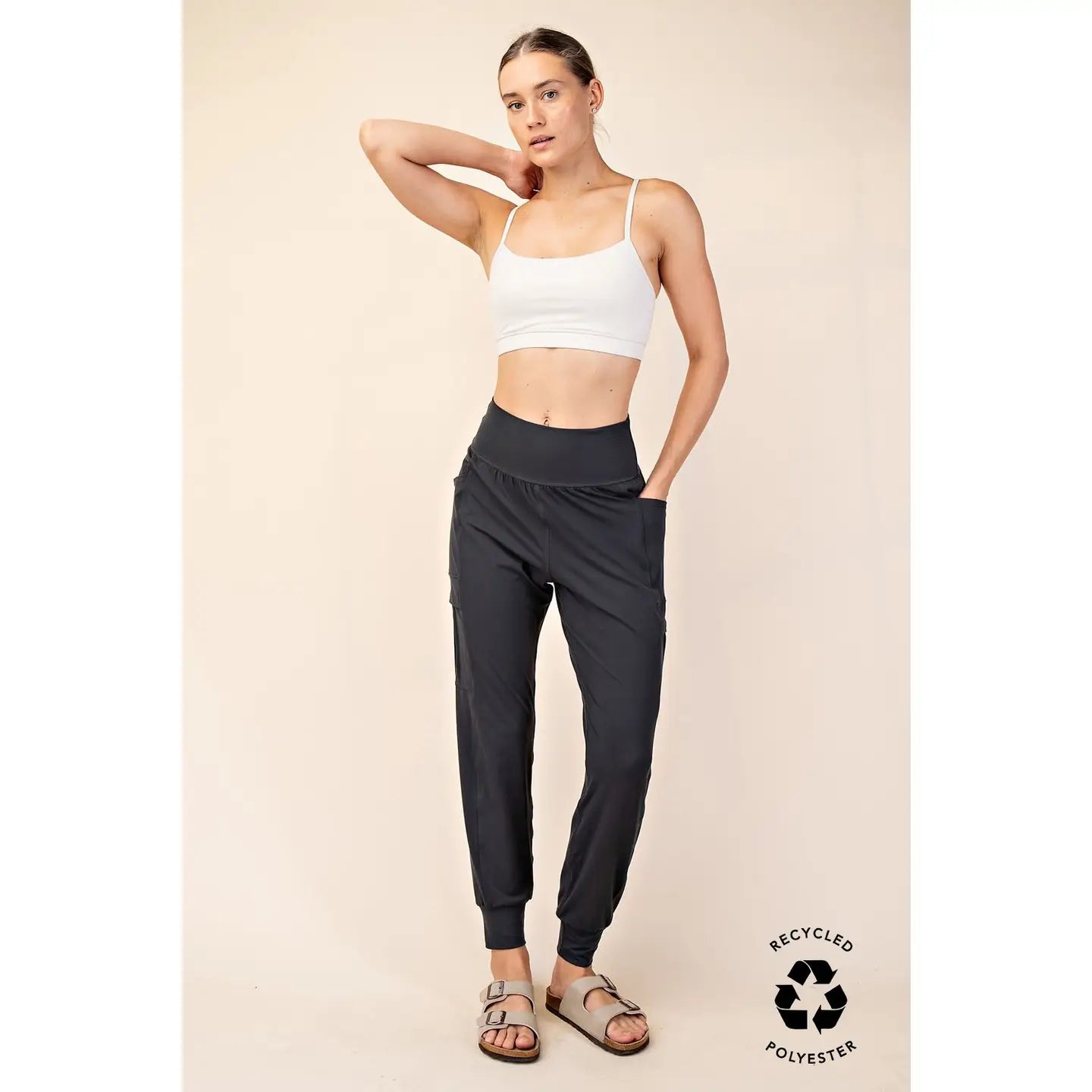 Jogger with side pockets