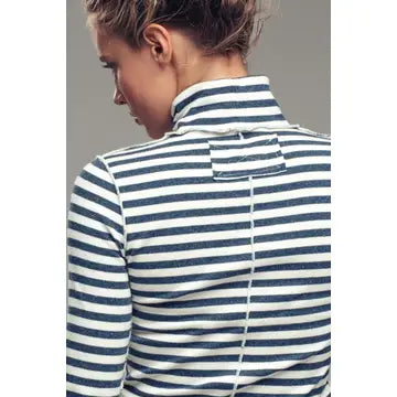 Contrast Seam Turtleneck