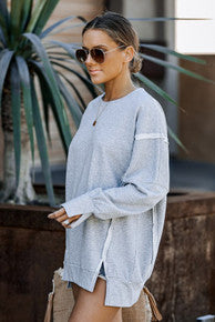 OVERSIZED SWEATSHIRT WITH SIDE SLITS